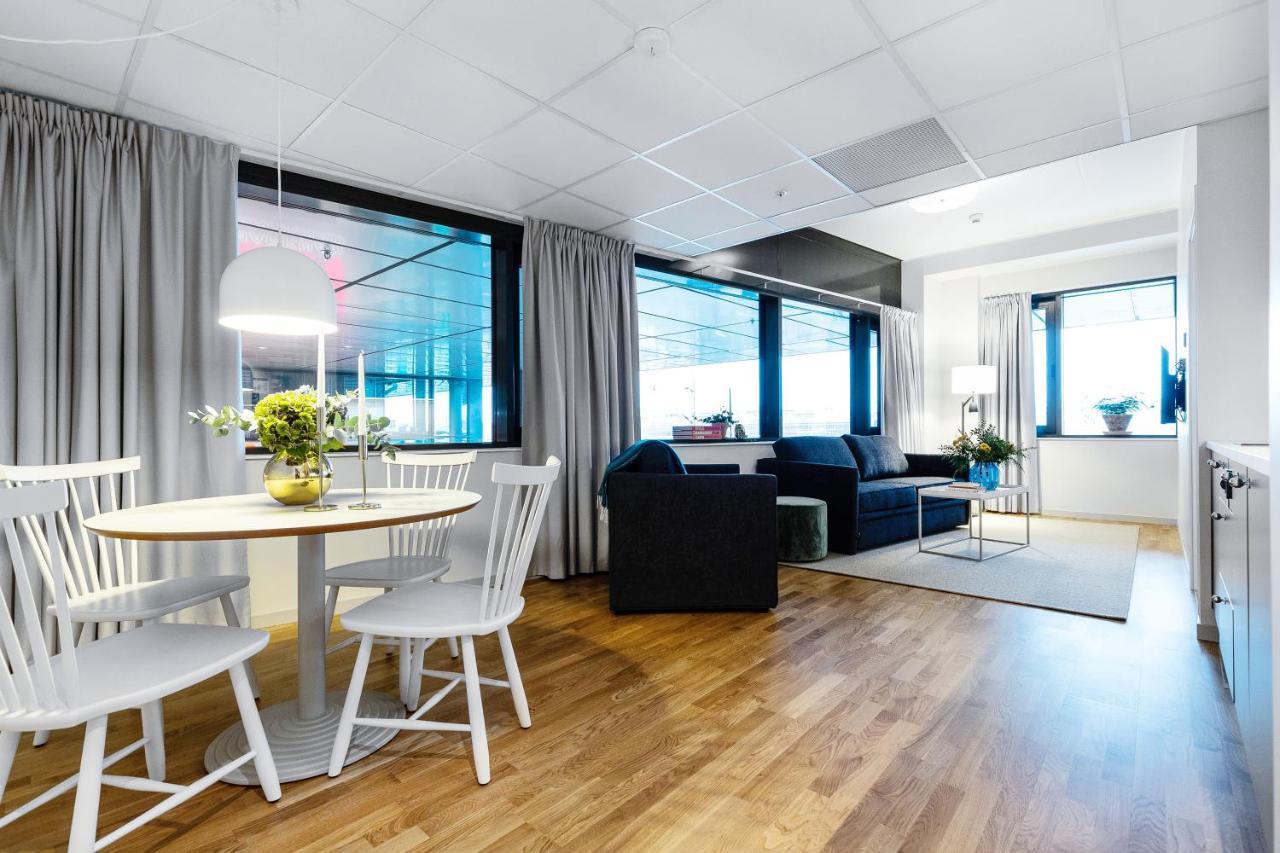 Biz Apartment Bromma Stockholm Exteriér fotografie A student apartment at the University of Jyväskylä