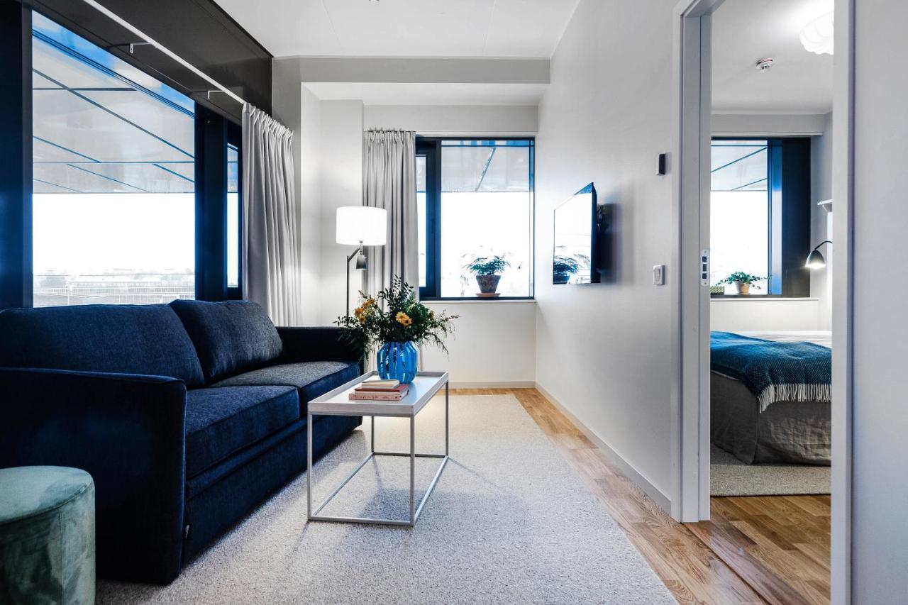 Biz Apartment Bromma Stockholm Exteriér fotografie A suite at the hotel